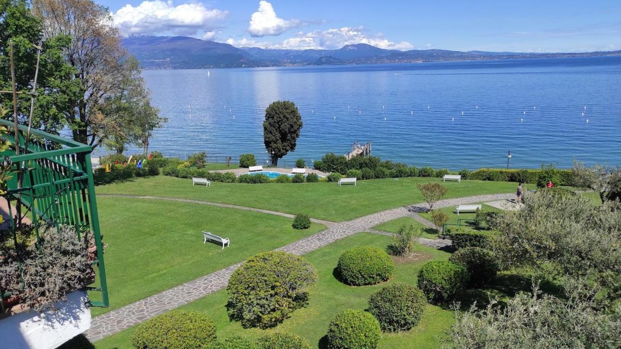 Front Lake Amazing View Manerba del Garda Exteriér fotografie