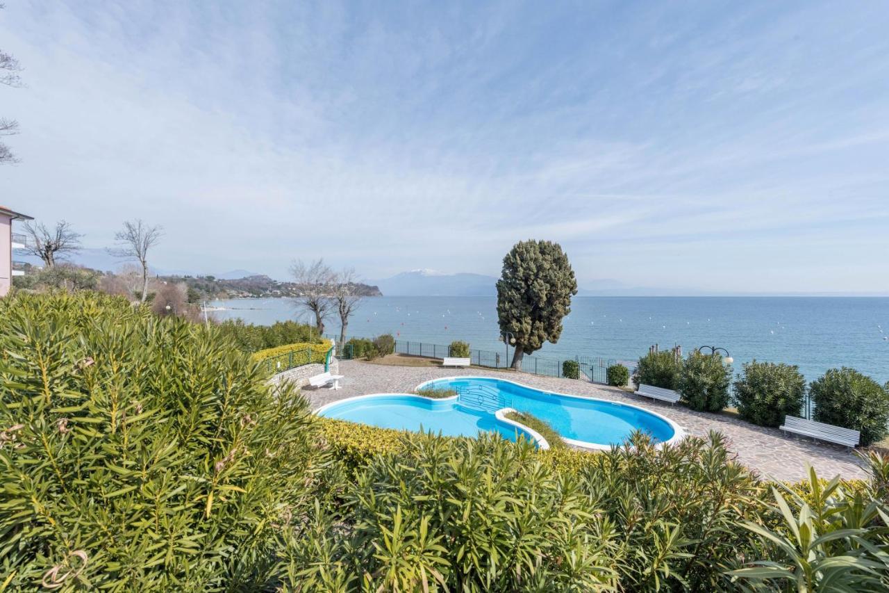 Front Lake Amazing View Manerba del Garda Exteriér fotografie