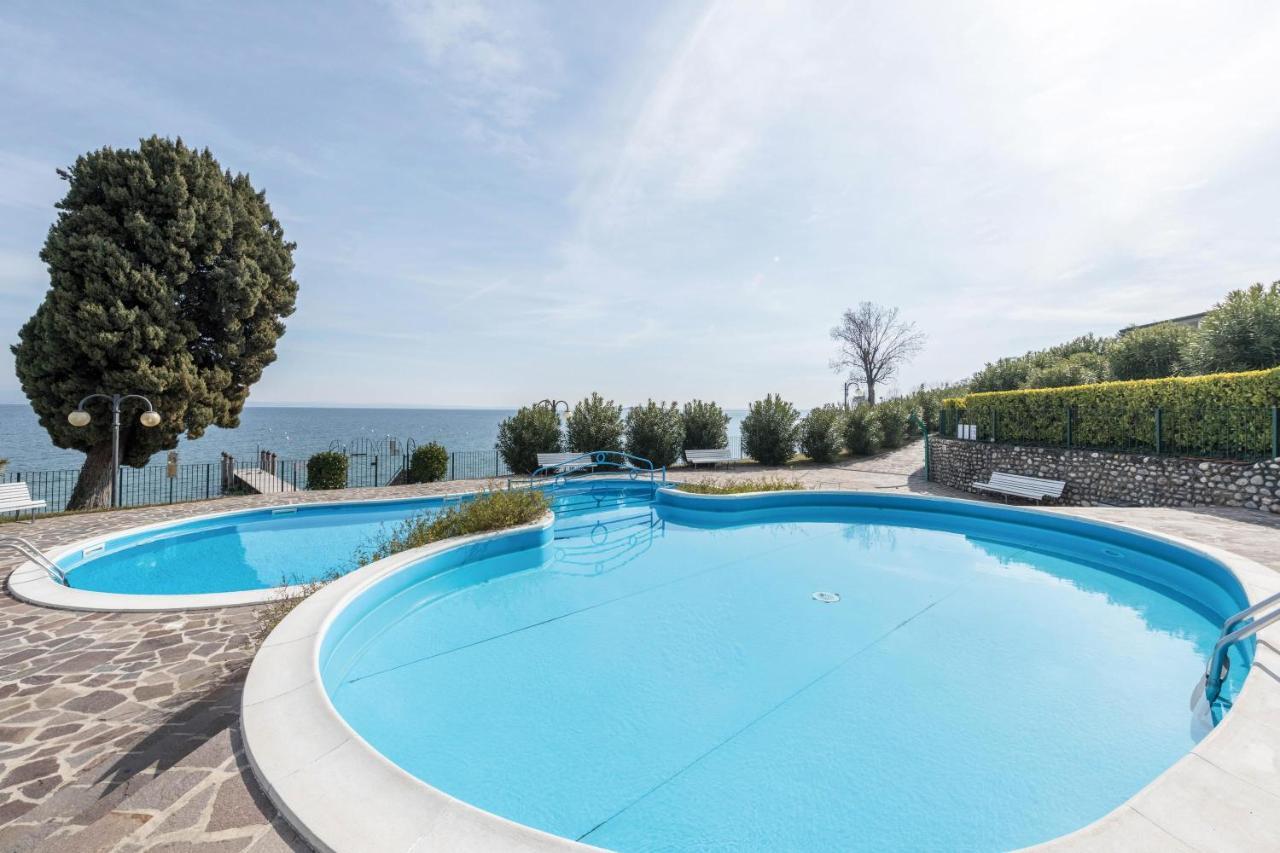 Front Lake Amazing View Manerba del Garda Exteriér fotografie