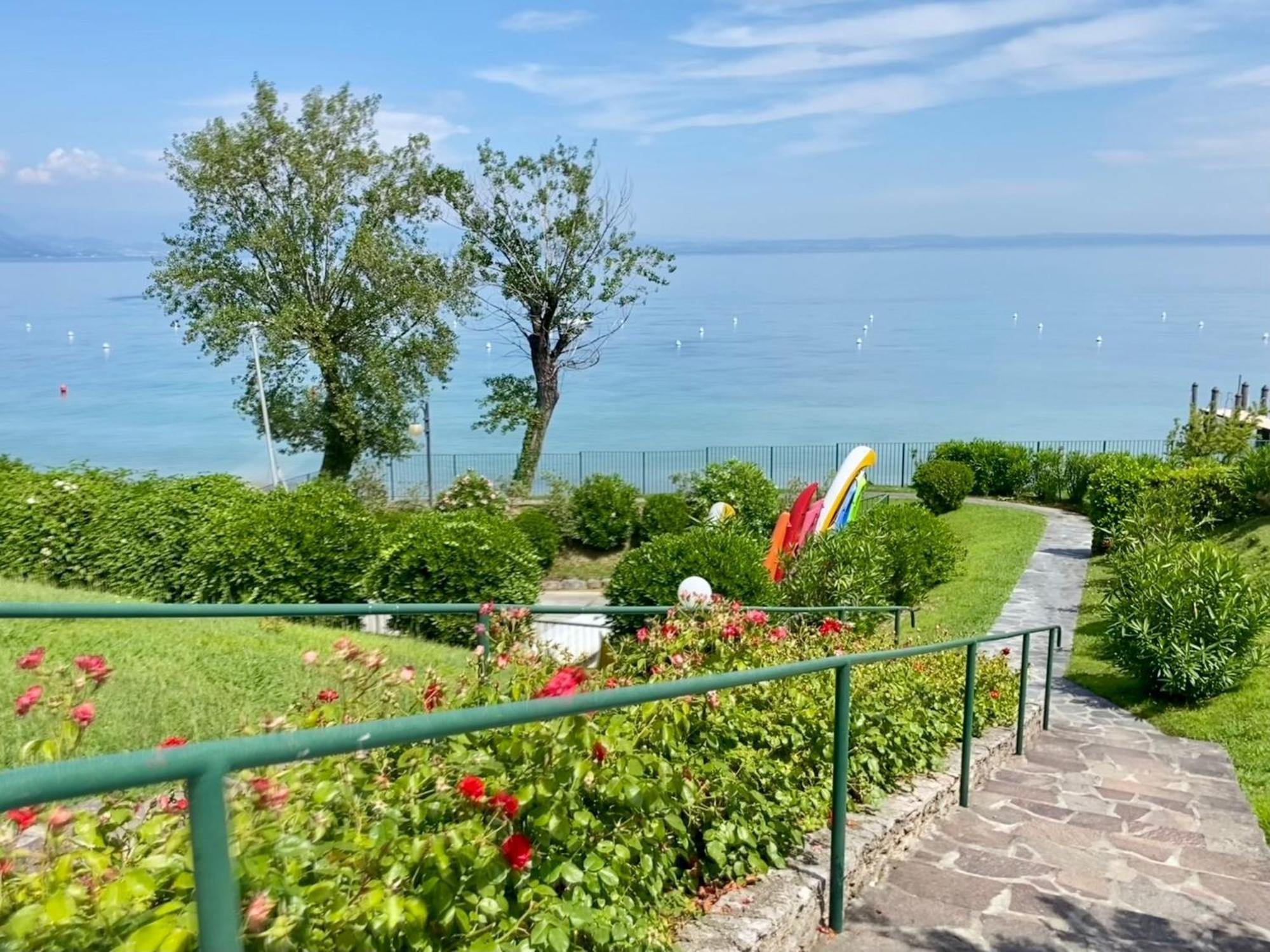 Front Lake Amazing View Manerba del Garda Exteriér fotografie